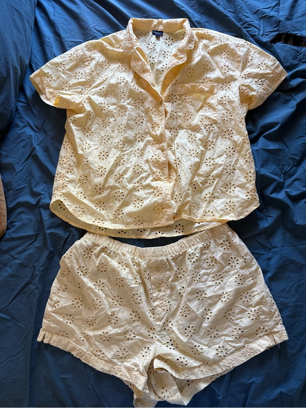 GAP Cream Eyelet Short Pajama Set